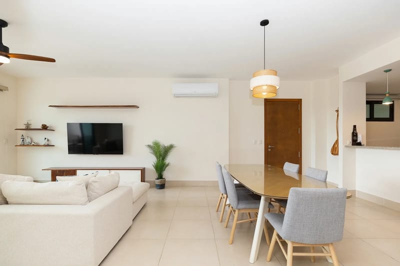The Nova Condo By Acomodo @CasaMar
