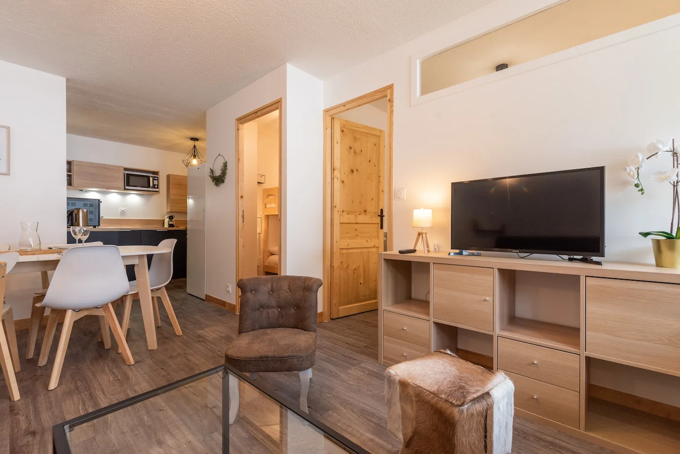Living area and TV
