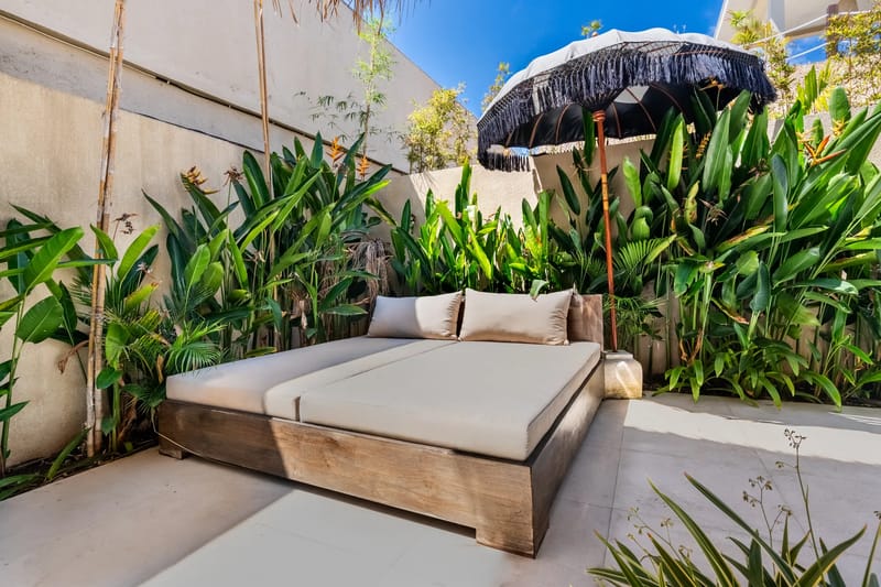 Garden seating