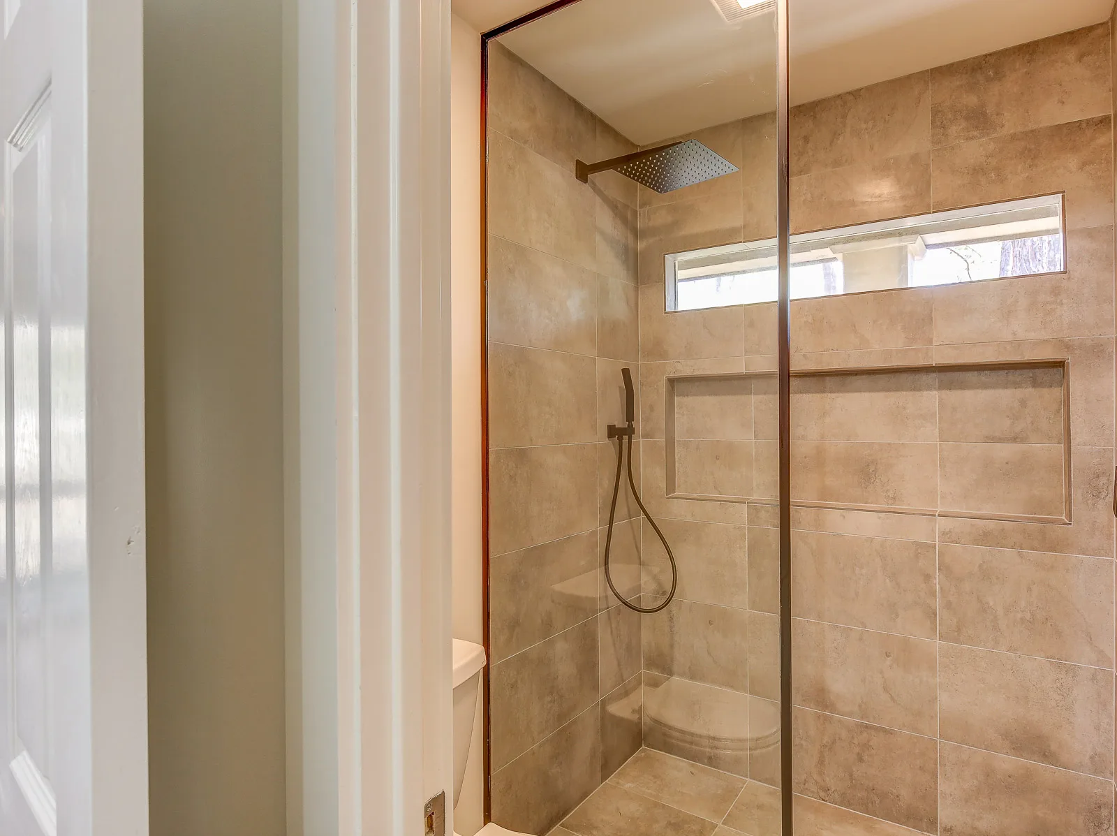 Shared bathroom shower