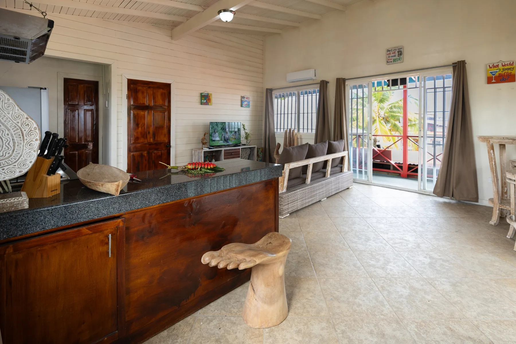Las Pipas Studio at Bocas Town