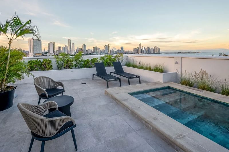 Lumière Luxury by AcoModo  @Casco Viejo
