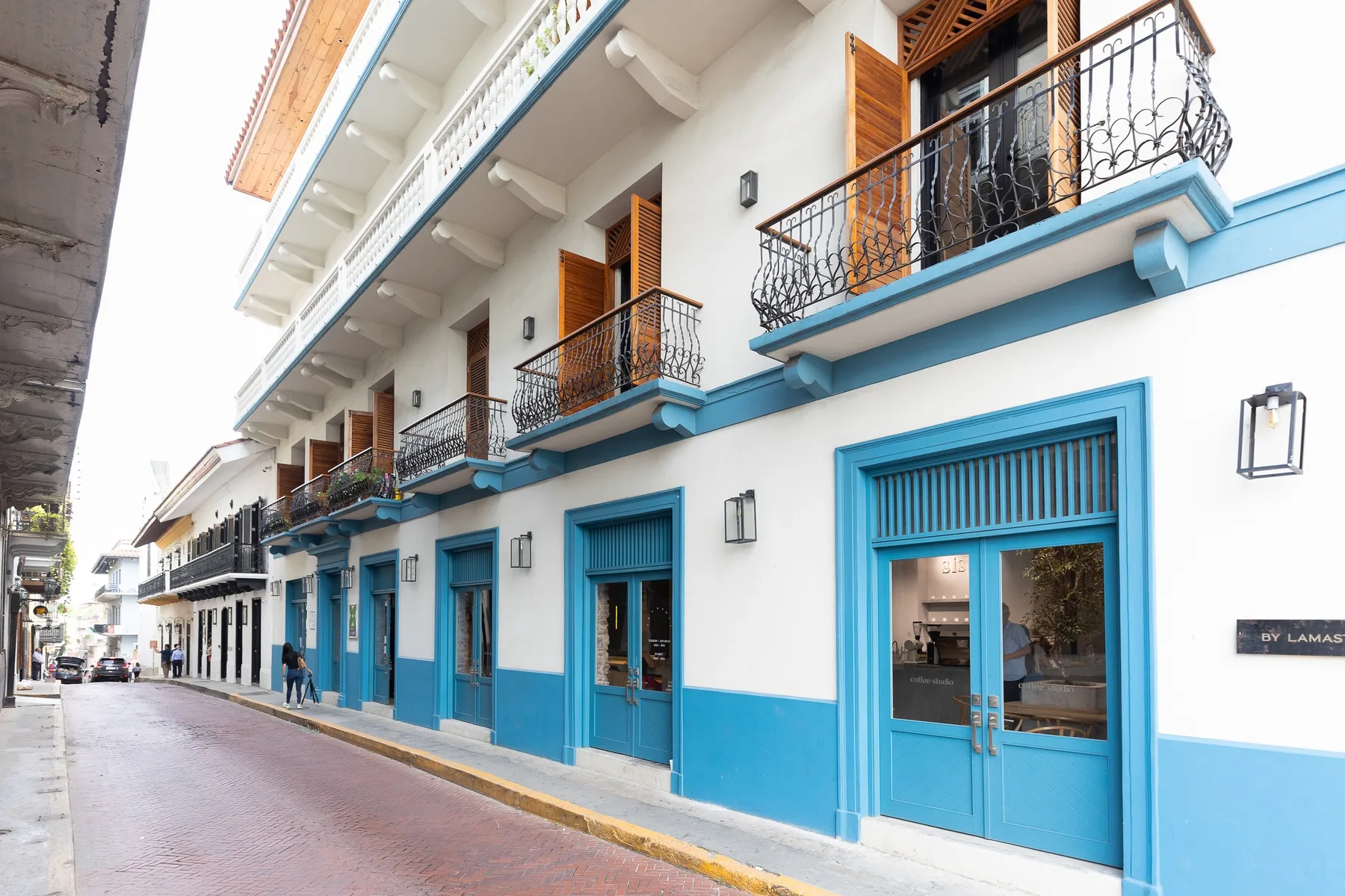 Lumière Luxury by AcoModo  @Casco Viejo