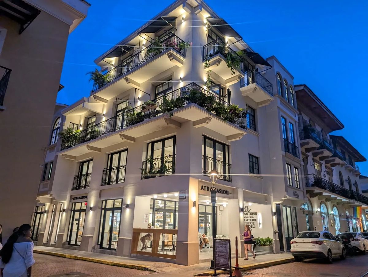 Casa Lourdes by AcoModo @Casco Viejo