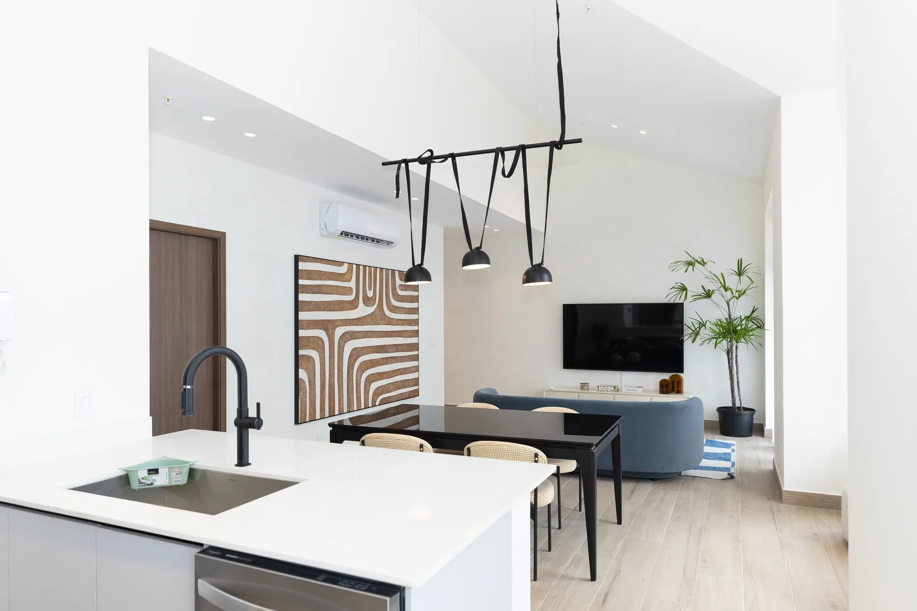 Casa Lourdes by AcoModo @Casco Viejo