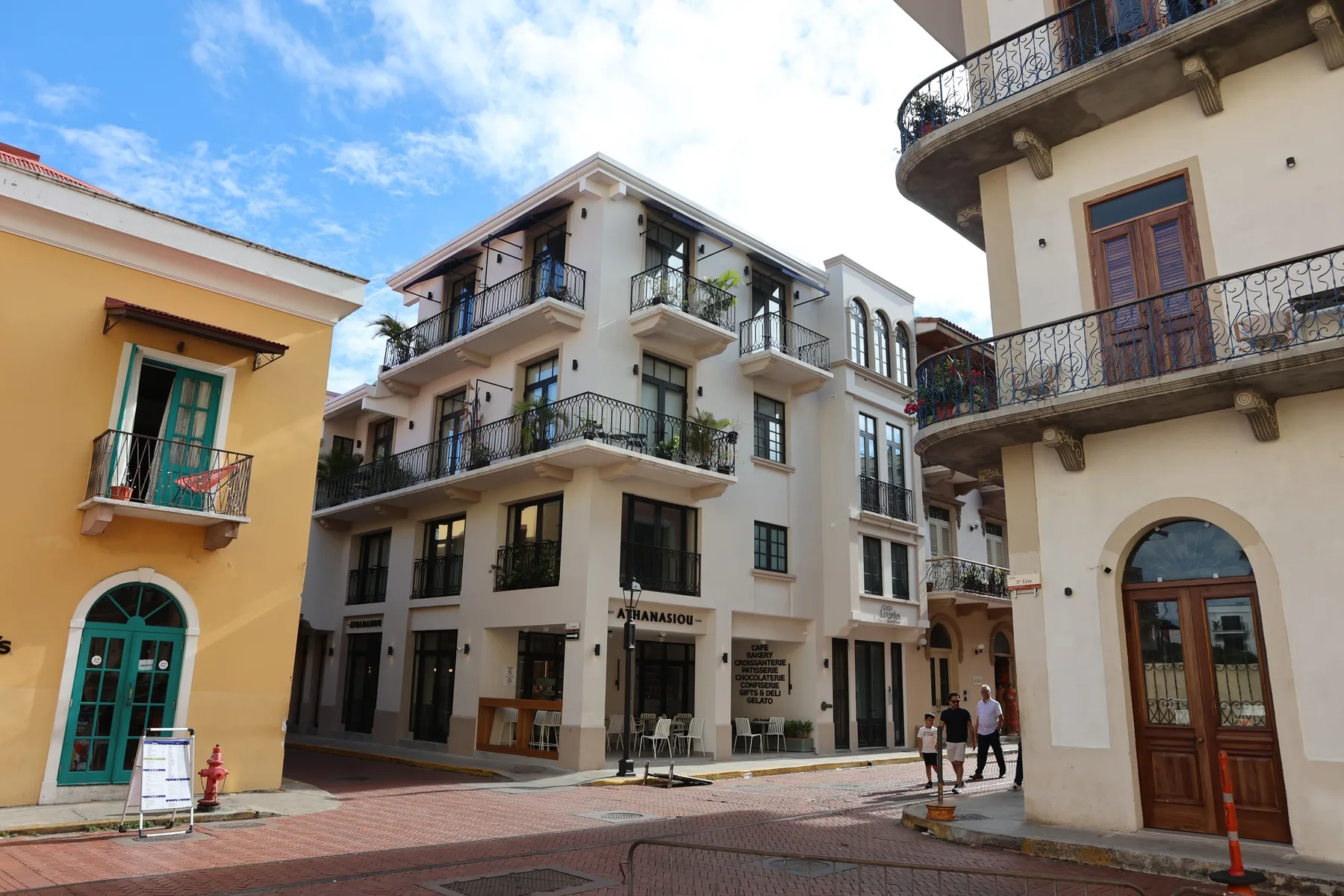 Casa Lourdes by AcoModo @Casco Viejo