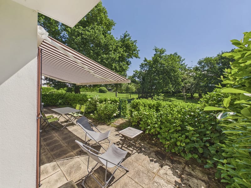 Arradon apartment with terrace