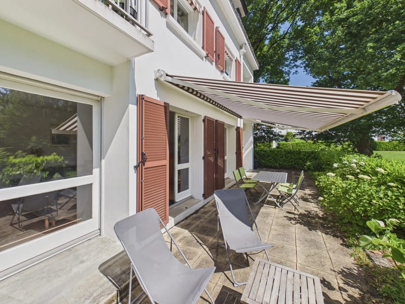 Arradon apartment with terrace