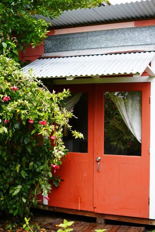 Boathouse Bungalows