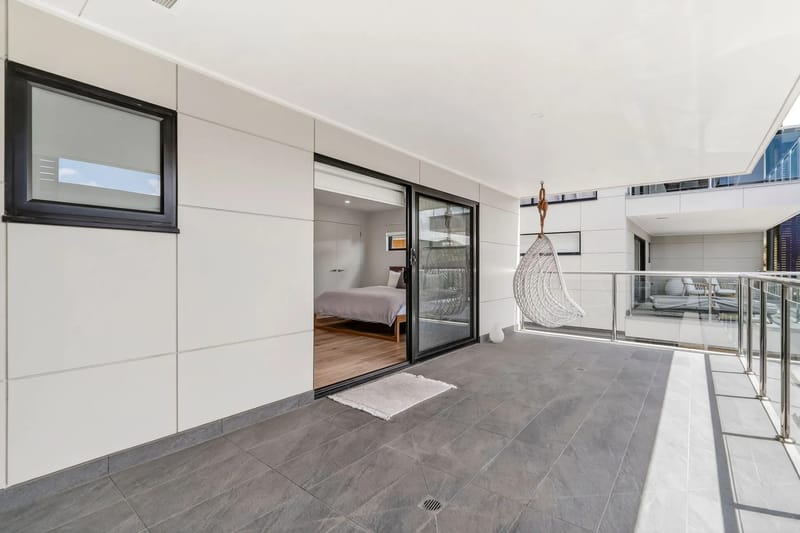 9 Oceania — property gallery