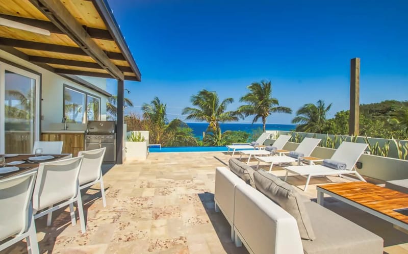 Terraza con vista al mar
