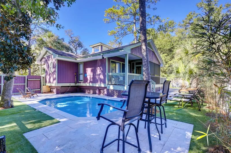 Private pool and house