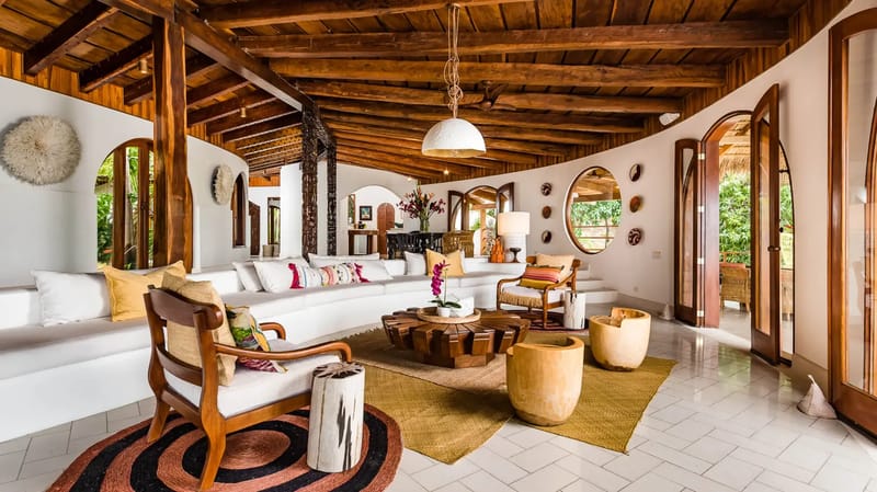 FL-12 — Playa Flamingo Beach Front Family Vacation Rental