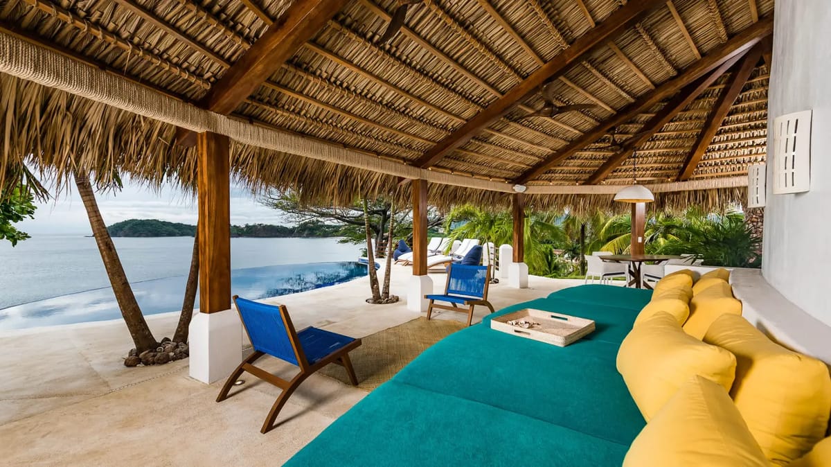 FL-12 — Playa Flamingo Beach Front Family Vacation Rental