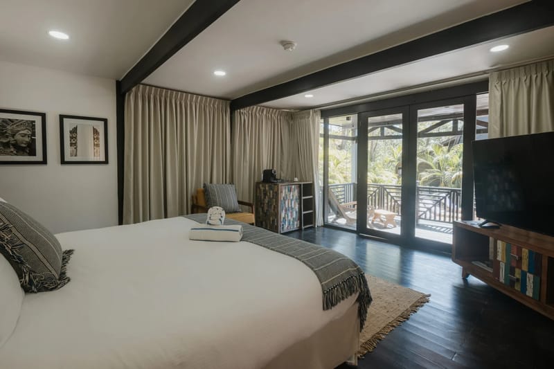 AIR - Lower Flat by 4 Elements - Contadora Island