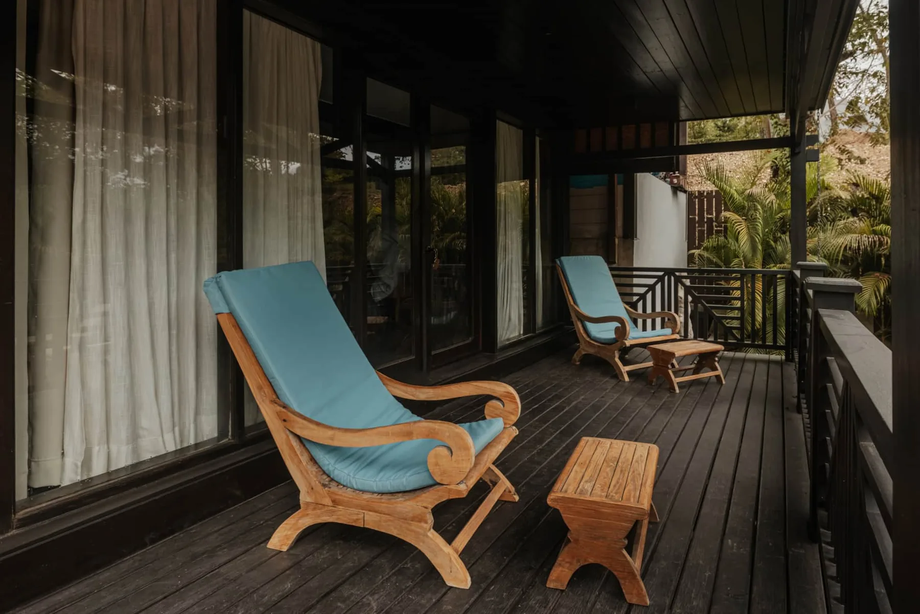 AIR - Lower Flat by 4 Elements - Contadora Island