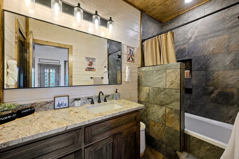 Upstairs bathroom
