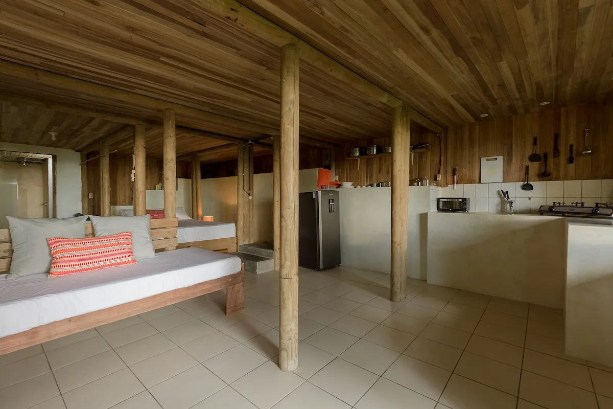 Shanti Paradise — The Studio