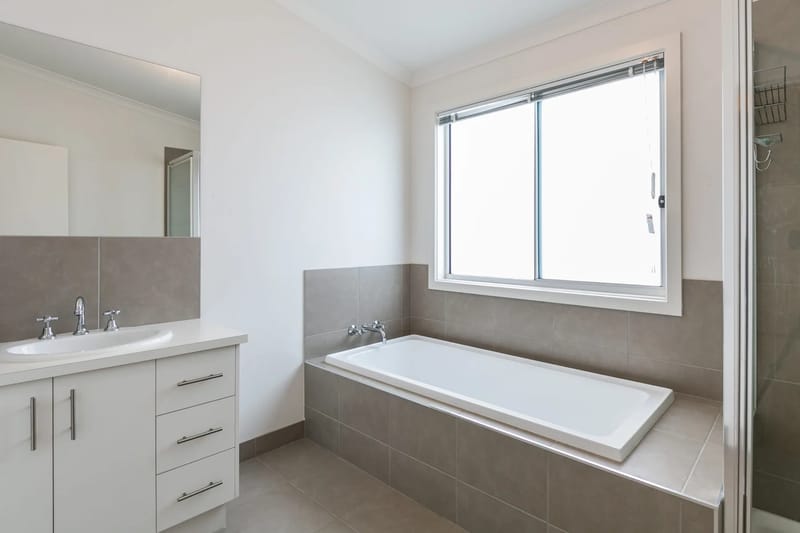 Bathroom with bathtub