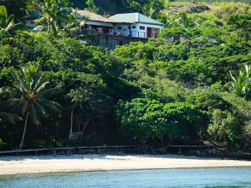 Villa sobre la costa