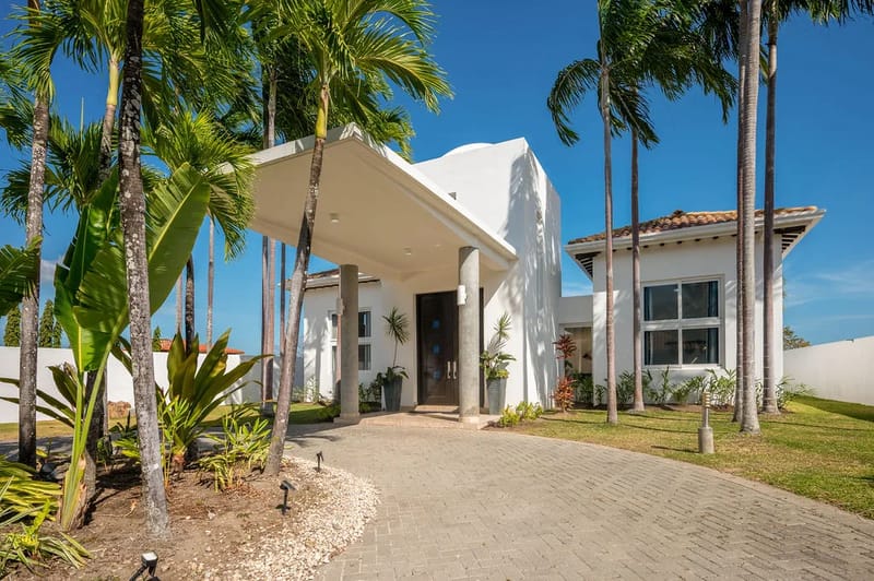 The Marina Mansion by AcoModo @ Vista Mar
