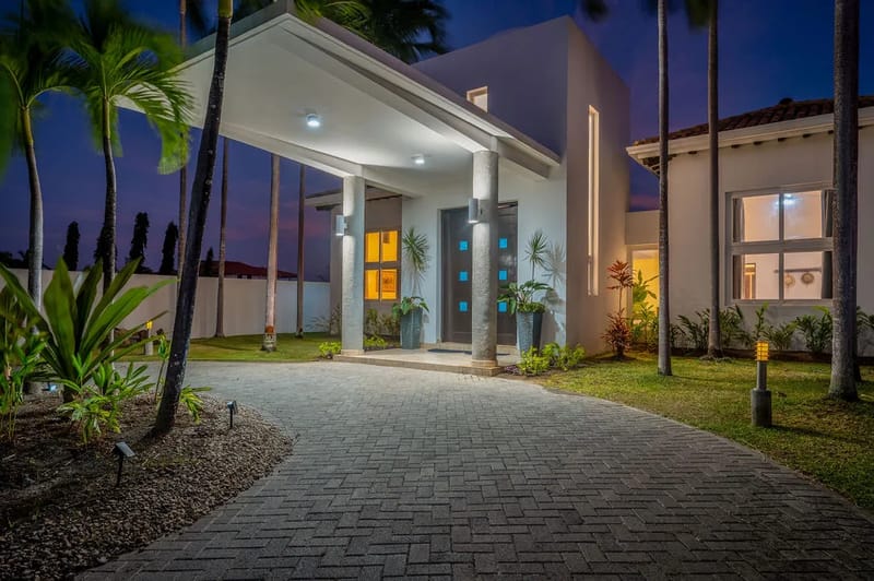 The Marina Mansion by AcoModo @ Vista Mar