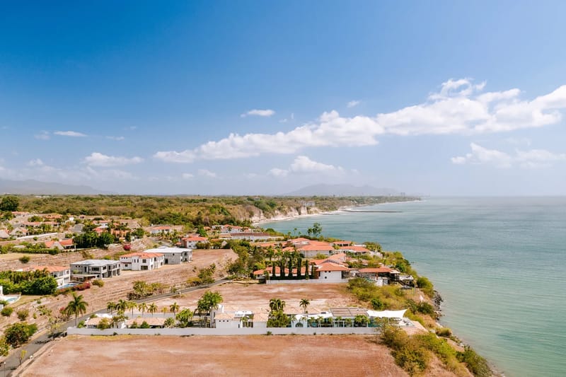 The Marina Mansion by AcoModo @ Vista Mar