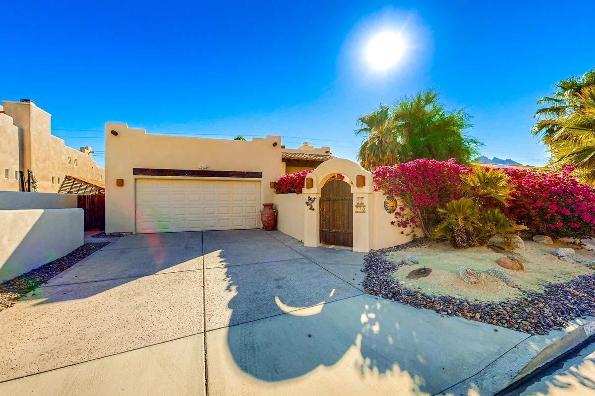 Avenida Montezuma Escape — property gallery