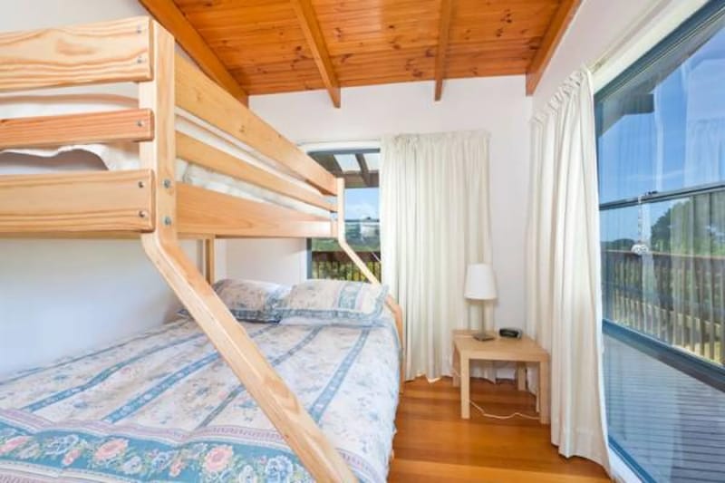 Bunk bedroom