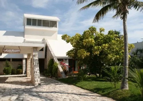 AK-08 — Yal Ku Lagoon Coastal Home