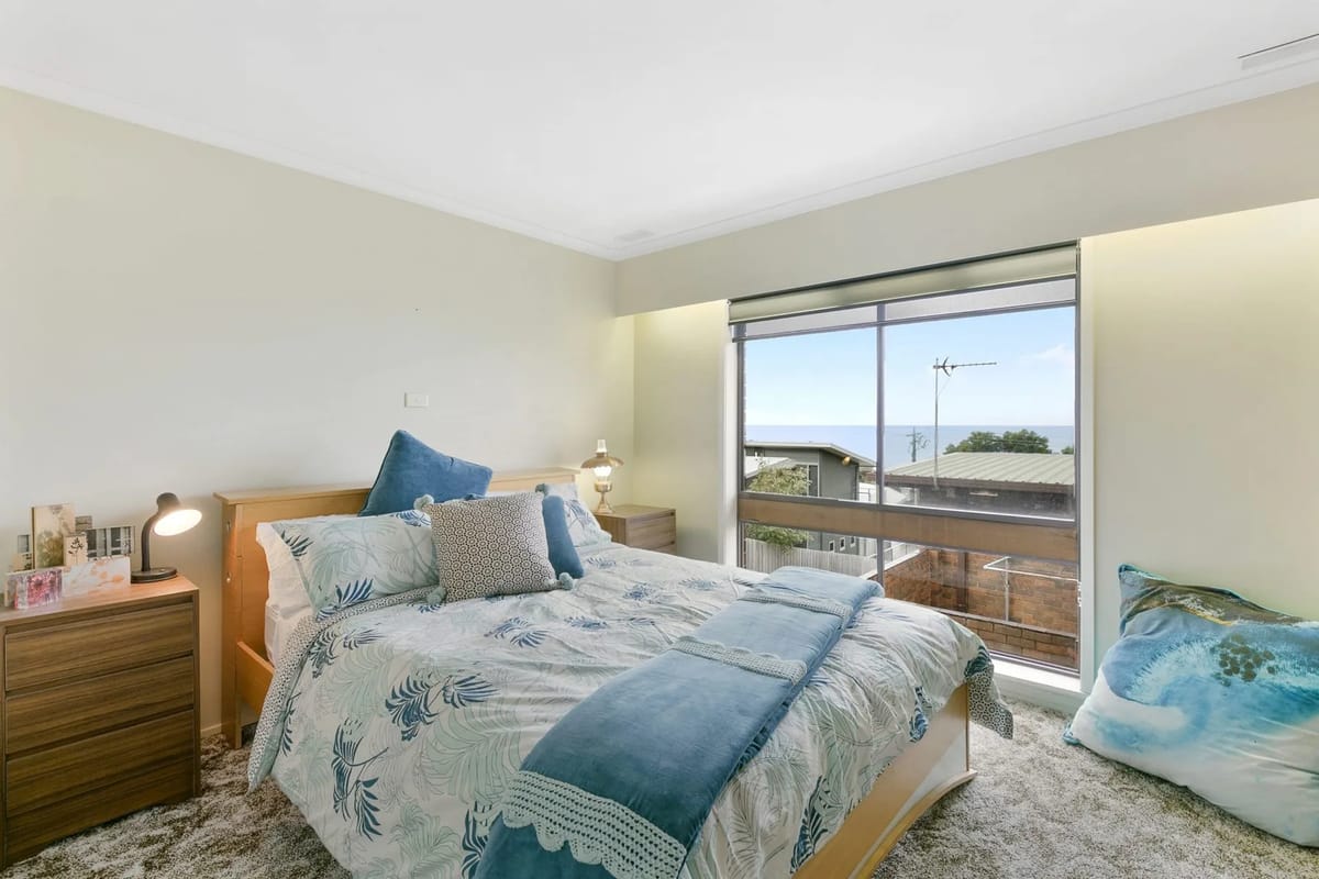 Queen bedroom