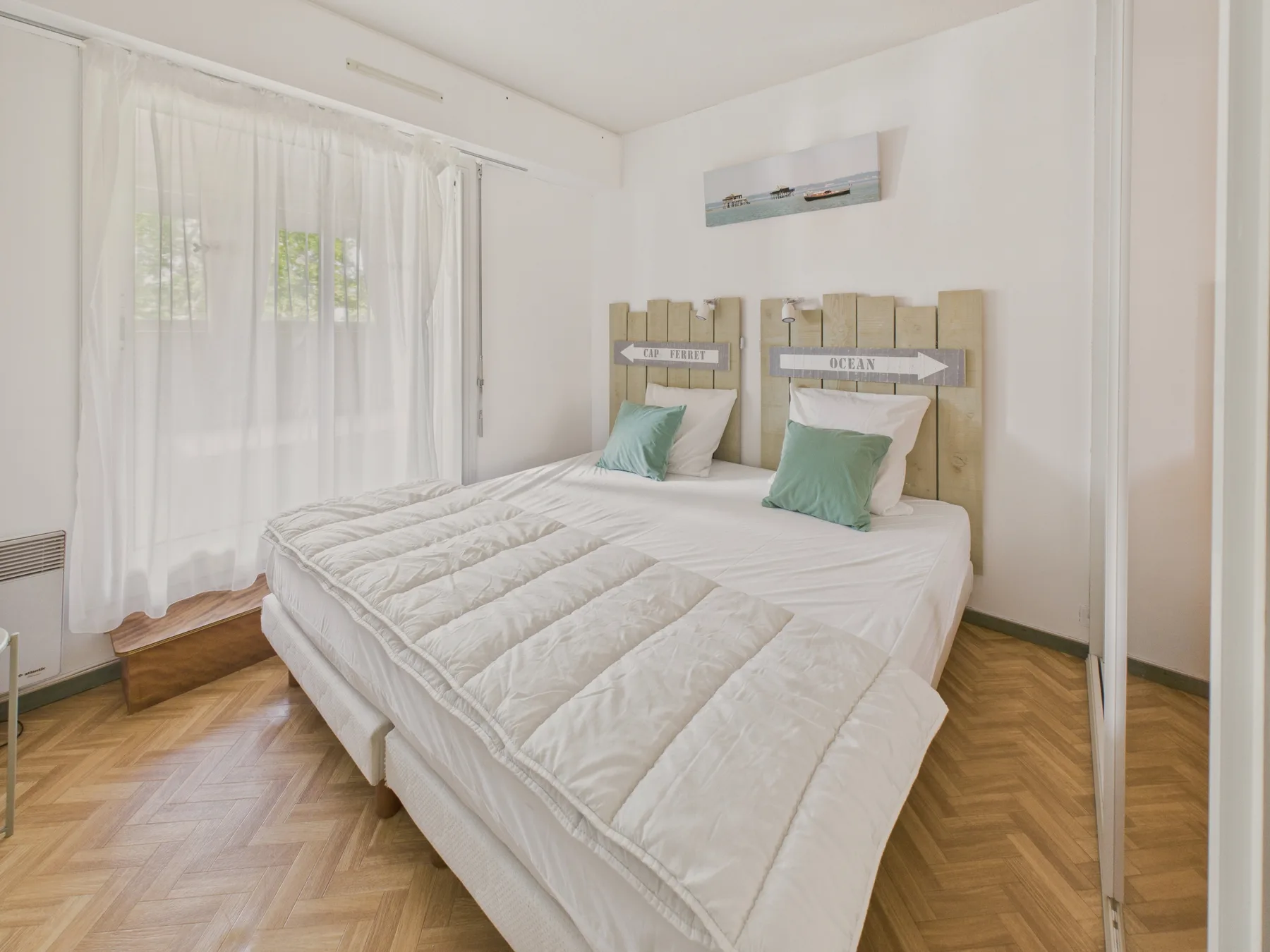 Central Andernos apartment for four — property gallery