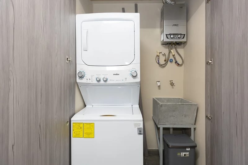 The Radiant Condo - Ave. Balboa (Ocean Front)