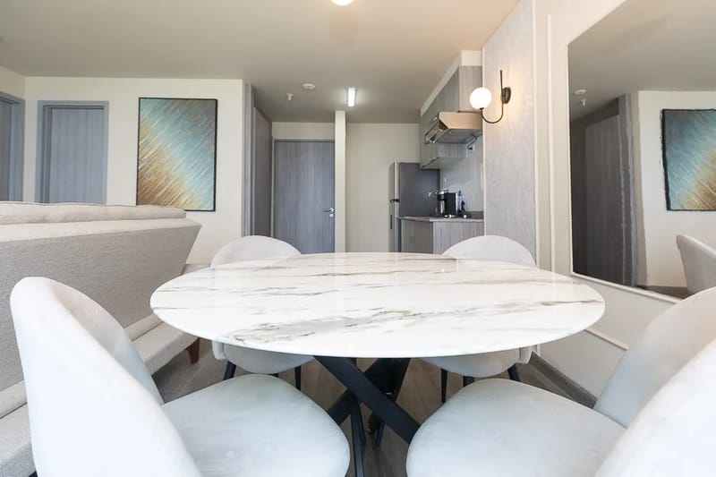 The Radiant Condo - Ave. Balboa (Ocean Front)