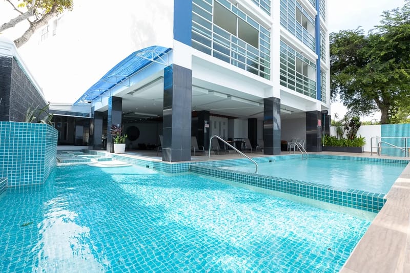 The Farallon Beach Condo by AcoModo