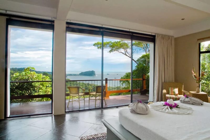 MA-02 — Hilltop Villa in Manuel Antonio