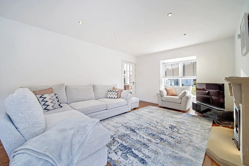 29 Fintra Bay with direct access to the beach.