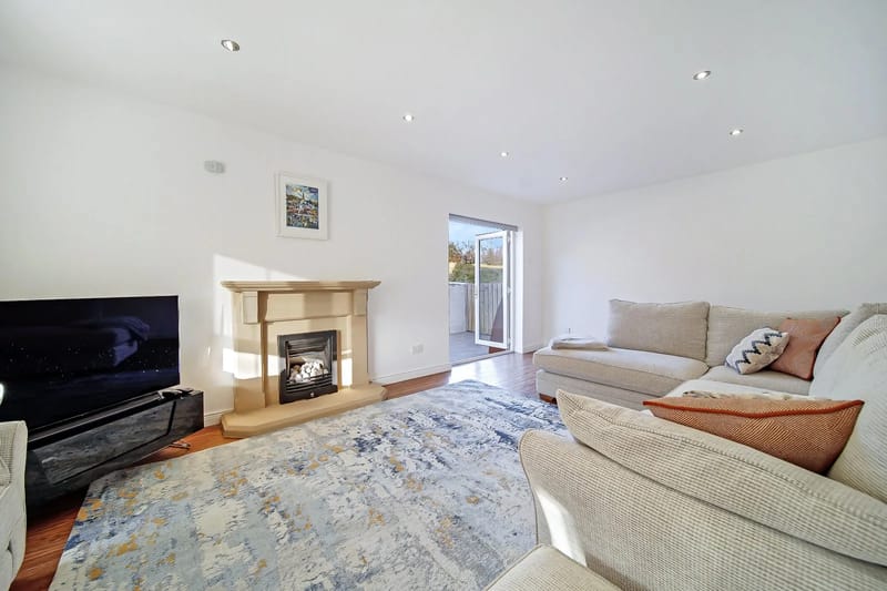 29 Fintra Bay with direct access to the beach.