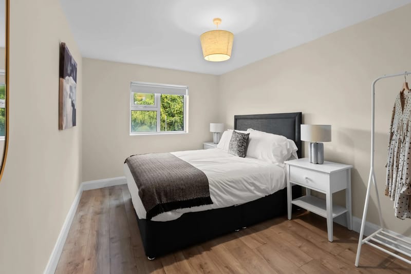 Central 6 bed town house in Donegal Town