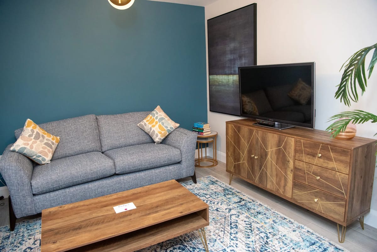 West Point Luxury 3 bed town house (dog friendly)