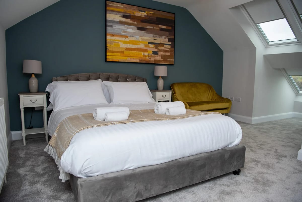 West Point Luxury 3 bed town house (dog friendly)