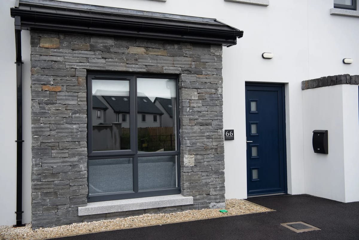 West Point Luxury 3 bed town house (dog friendly)