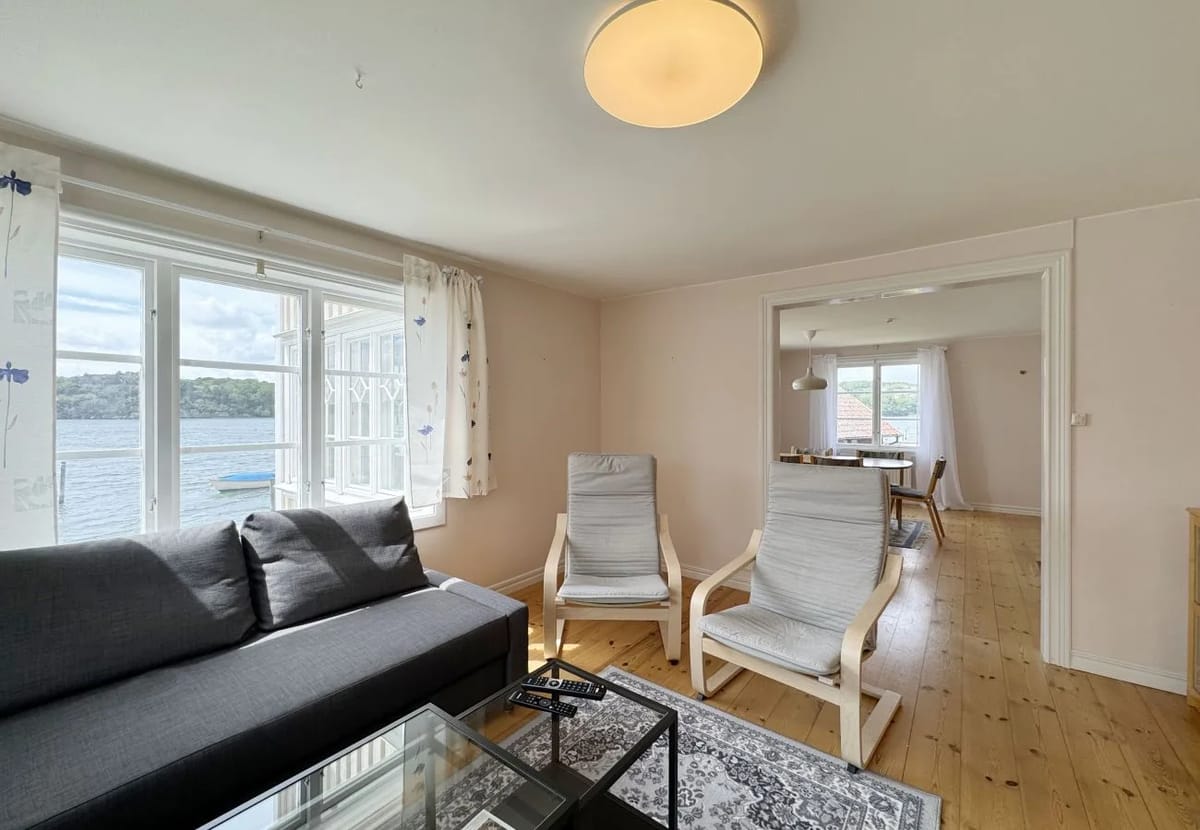 Casa en Hamburgsund - Villa única junto a la playa con embarcadero propio en Hamburgsund | SE09068