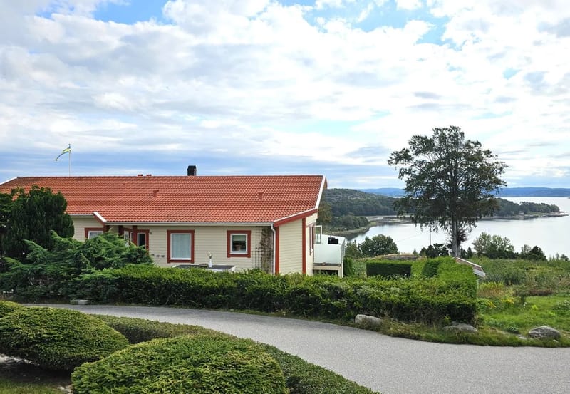 House in Myggenäs - Wonderful villa with panoramic sea view | SE09144