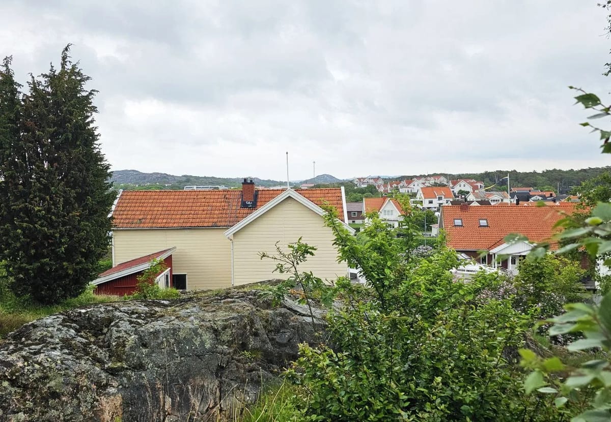 House in Skärhamn - Apartment Near the Sea in Skärhamn | SE09178
