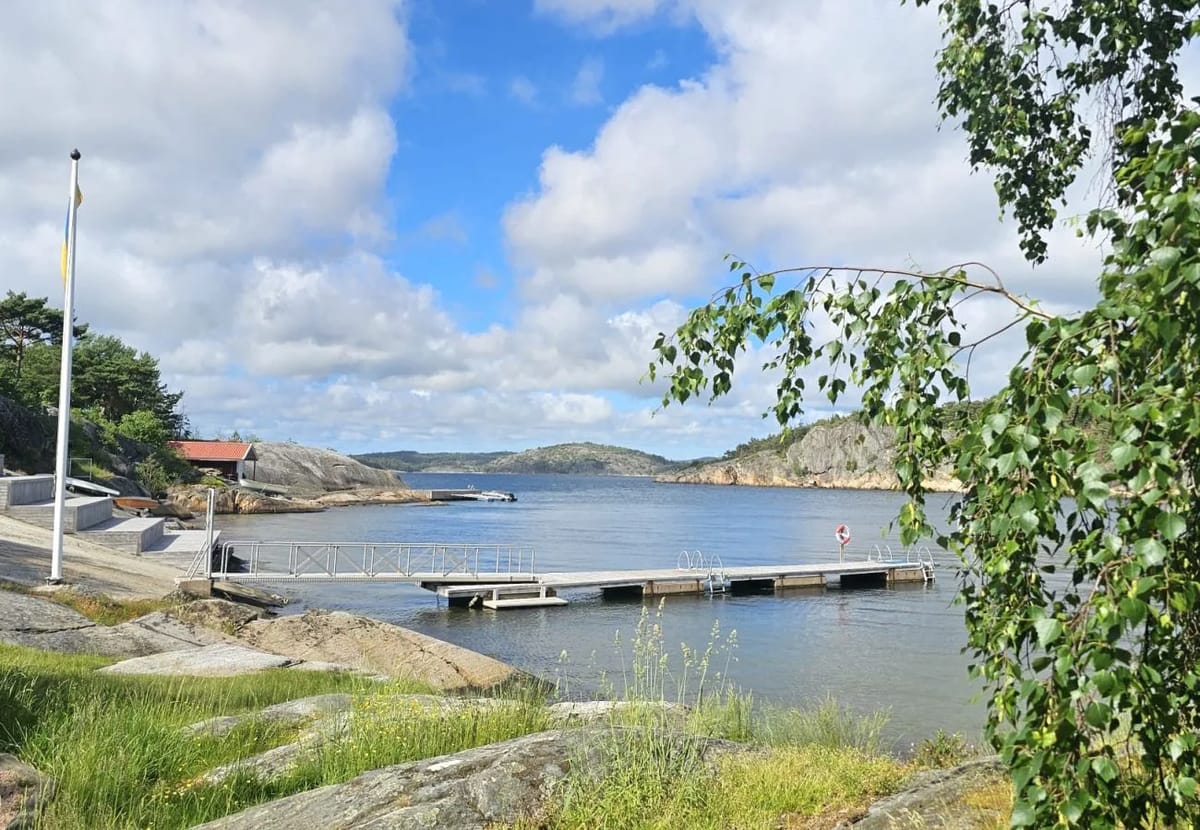 House in Henån - Peaceful Holiday Home near Forest and Sea | SE09158