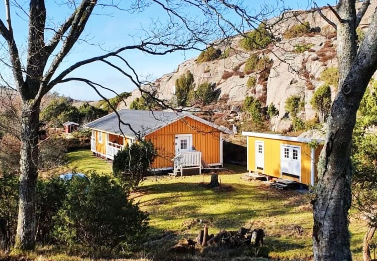 Casa en Hjälteby - Casa de campo con parcela natural y sauna en Mjörn | SE09134