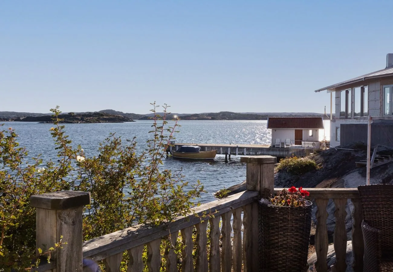 Casa en Höviksnäs - Casa de vacaciones con vistas al mar y playa privada en Tjörn | SE09009