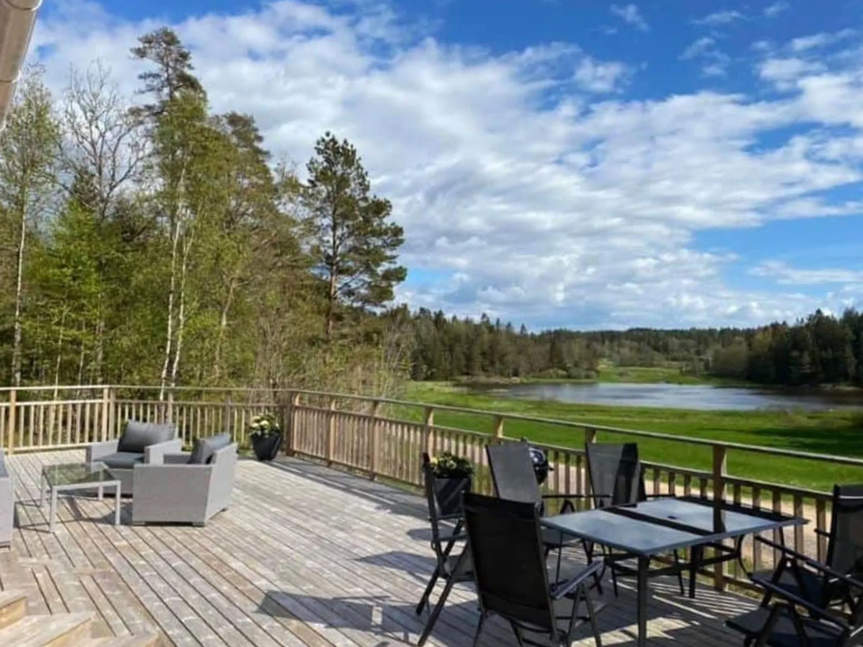 Casa en Henån - Casa de campo cuidada con vistas al lago y bote de remos | SE09156