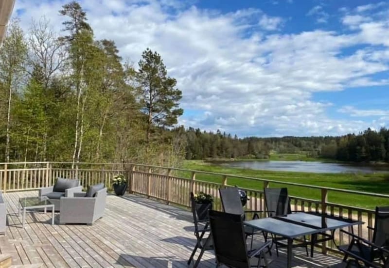 Casa en Henån - Casa de campo cuidada con vistas al lago y barca de remos | SE09156